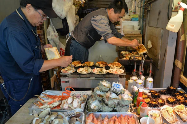 Tsukiji Balık pazarı, tokyo, Japonya