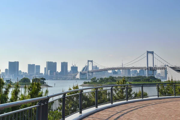 Rainbow bridge, Odaiba, Japan — Stockfoto