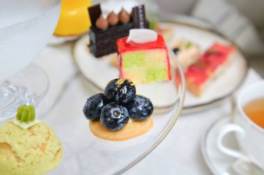 Öğleden sonra çay tatlı