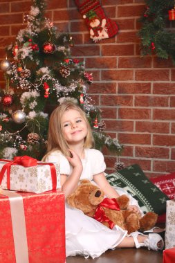 Teddy Noel ile küçük kız