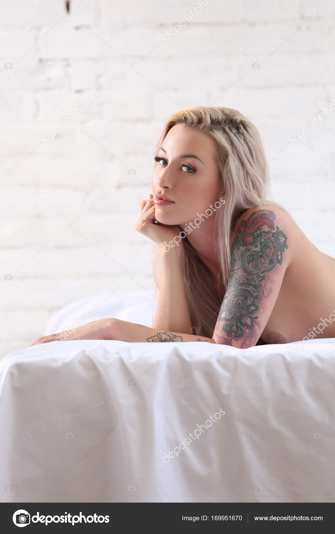 Naked Women With Lots Of Tattoos