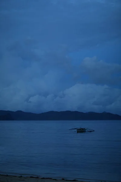 Barco flotante en Boracay —  Fotos de Stock