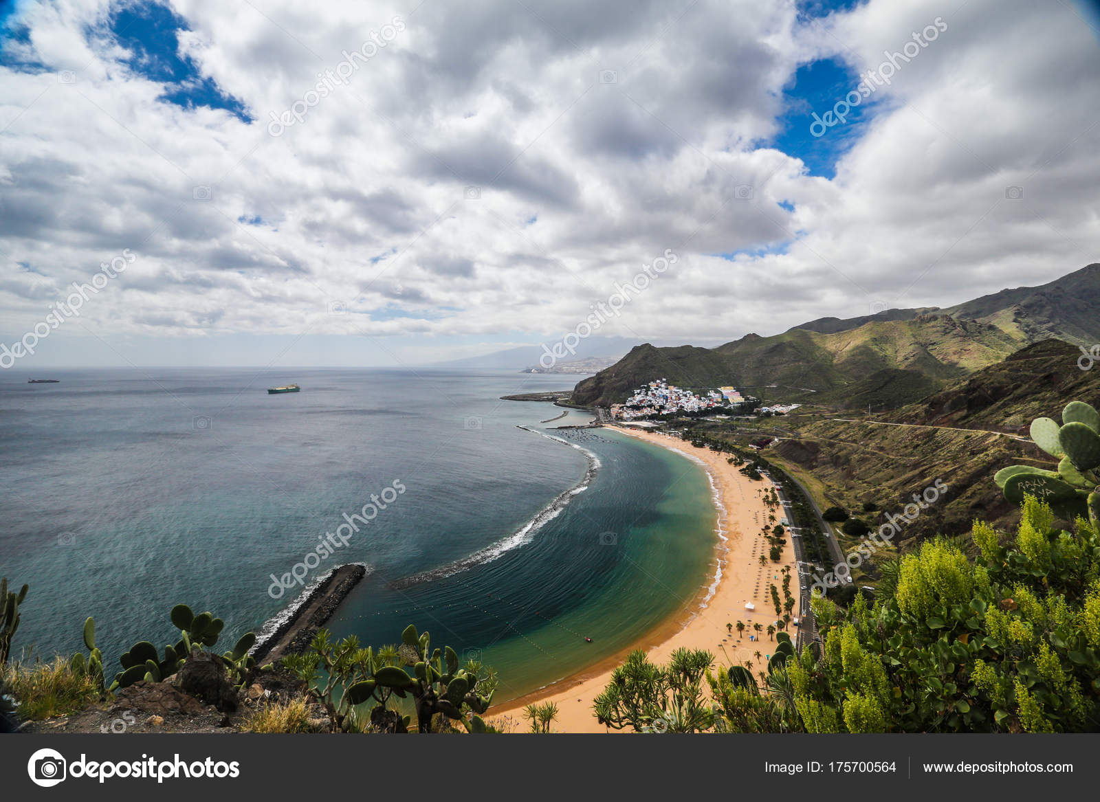 Magnifique Plage à Canaries Photographie Kazanovskyiphoto
