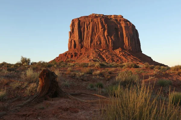 Una roca en Monument Valley en Arizona — Foto de Stock