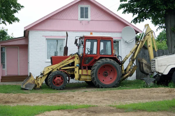 Traktör. Taşıma. Rus Köyü