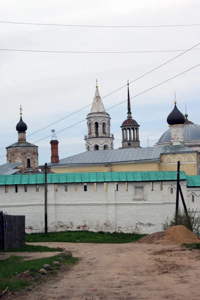 El monasterio de STS. La ciudad de Torzhok. Rusia —  Fotos de Stock