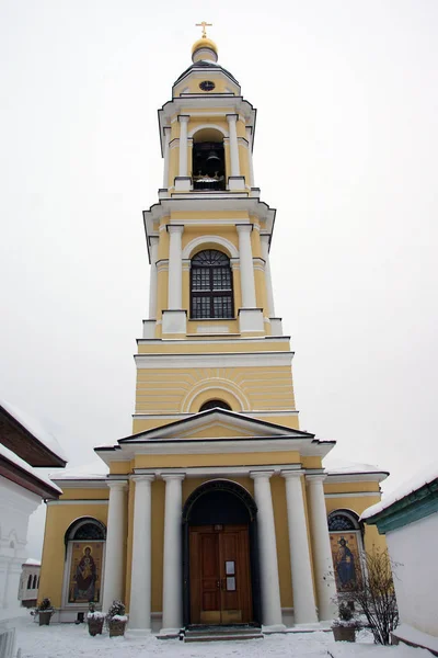 Kostel archanděla Michaela. Birzhevoy Sloboda. Moskevská oblast. Rusko — Stock fotografie
