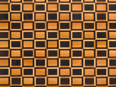 Arka plan ile bir ahşap yapının görüntüsünü.