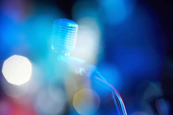 A vintage microphone from the middle of the 20th century. — Stock Photo, Image