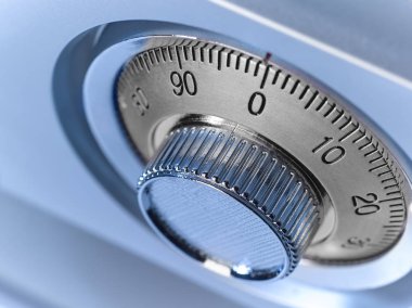 Güvenli bir gri mor mekanik kilit closeup.