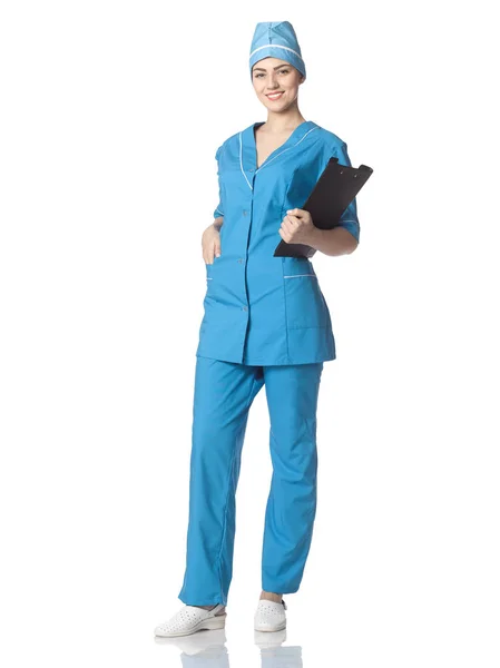 Pielęgniarka lub student medycyny posiada plik folder, stoi w pełnym g — Zdjęcie stockowe