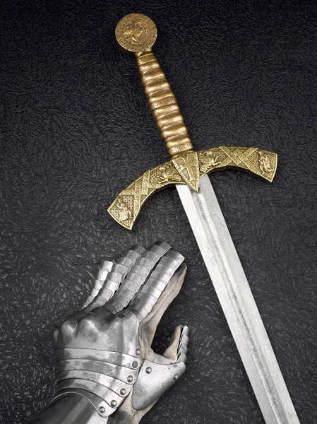 A beautiful ancient sword of the Order of the Knights Templar an — Stock Photo, Image