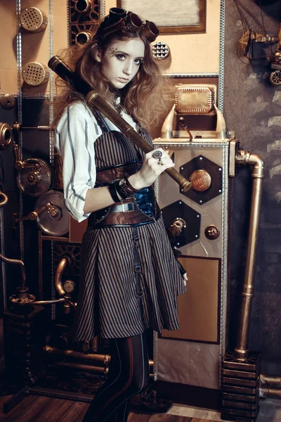 Portret van een prachtige steampunk vrouw, met een telescoop op een g — Stockfoto