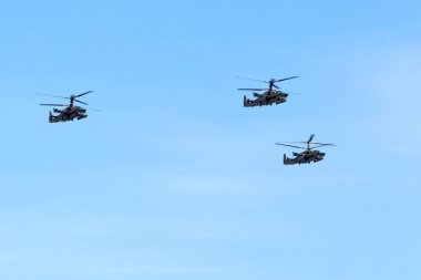 Gösteri uçuşlar Rus askeri uçak, helikopter