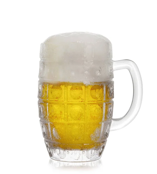 Un vaso de cerveza espumosa — Foto de Stock