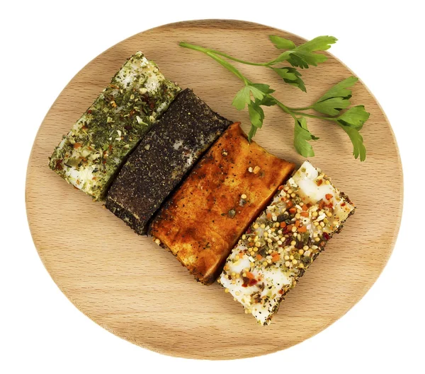 Pastırma bir gemide baharat ve maydanoz ile