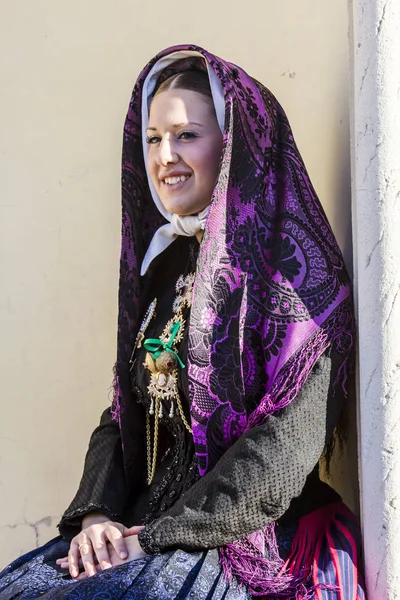 Portrait in traditional Sardinian costume — Stock Photo, Image