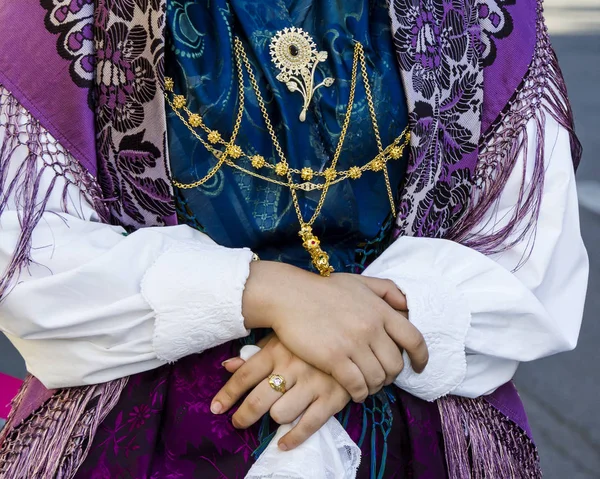 Traditionella sardiska kostym — Stockfoto