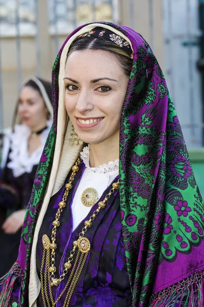 Портрет в костюмах Сардинии — стоковое фото