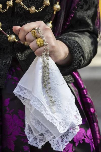 Detalle de un traje tradicional sardo — Foto de Stock