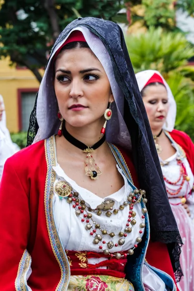 Retrato em traje tradicional da Sardenha — Fotografia de Stock