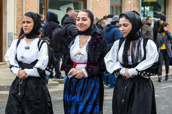 Muravera Italia Abril 2017 45º Festival Cítricos Desfile Trajes Tradicionales —  Fotos de Stock
