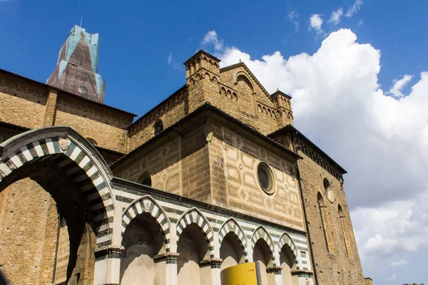 意大利佛罗伦萨 2017年7月25日 圣母玛利亚教堂的外部建筑 托斯卡纳 — 图库照片
