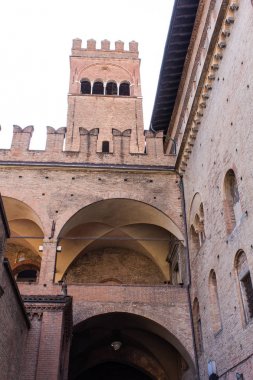 Bologna, İtalya - 23 Temmuz 2017: tarihi merkezinin - Emilia Romagna bölgesindeki mimarileri