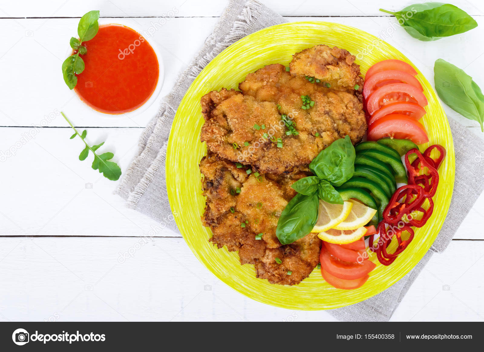 Domates Soslu Şinitzel Domates Soslu Şinitzel