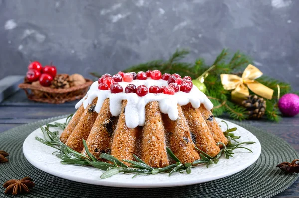 Christmas Fruit Cake White Plate Homemade Fruitcake Decorated Rosemary Powdered — Stock Photo, Image