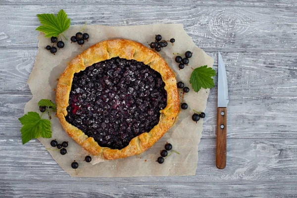 Summer vegetarian food, summer delicious berry pie — Stock Photo, Image