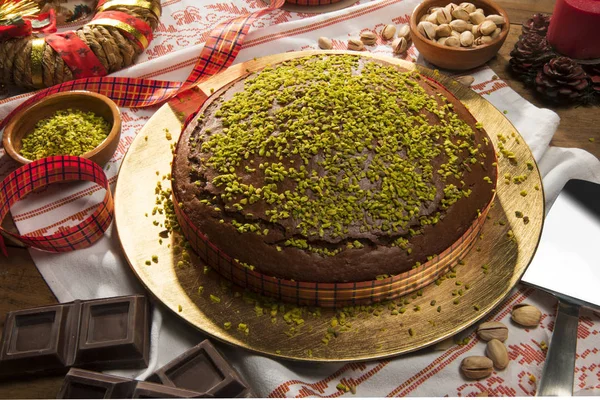 Torta al cioccolato e pistacchi — Stock fotografie