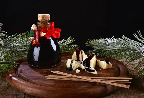 Aceto balsamico con parmigiano — Stockfoto