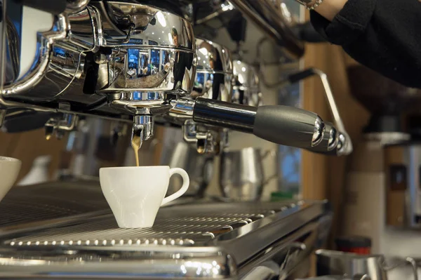 Preparazione del Caff al bar