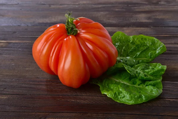 Cuore di bue sul tavolo