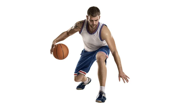 흰색 배경에 고립 된 행동에 농구 선수 — 스톡 사진