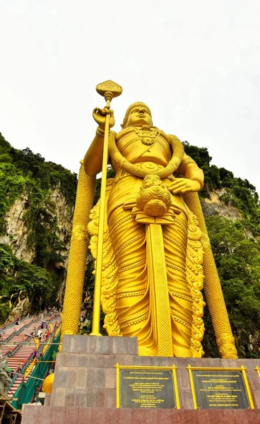 Lord muruga, batu-höhlen kuala lumpur, malaysien. — Stockfoto