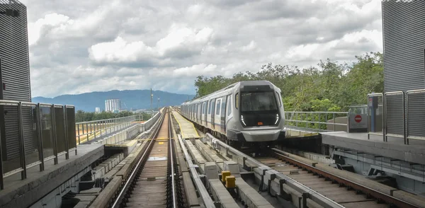 MRT - Malezya kitle hızlı taşıma.