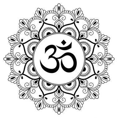 Bir mandala şeklinde dairesel desende. OM dekoratif sembolü. Mehndi tarzı. Antik Hindu mantra OM ile oryantal tarzda dekoratif desen Hint tarzı kına dövme deseni.