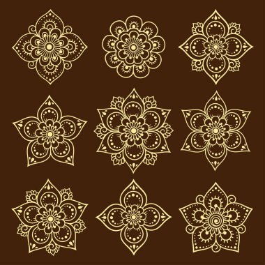 Kına çizimi ve dövme için Mehndi çiçek desenli bir set. Etnik doğuya özgü dekorasyon, Hint tarzı. Karalama süsü. El çizimi vektör illüstrasyonu.