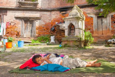 Çocuk battaniye var döşeme