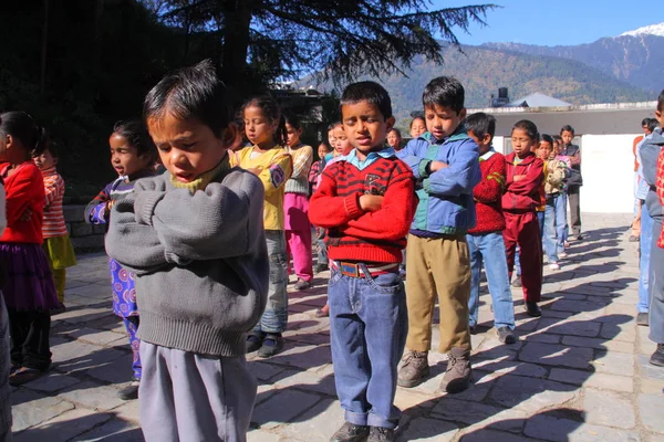 Children on morning prayer — Stock Photo, Image