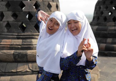 Surat hijab kız