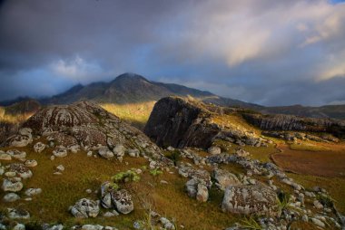 Güzel Hastanesi'ne Dağları