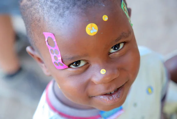 Bambino locale sul lago Malawi — Foto Stock