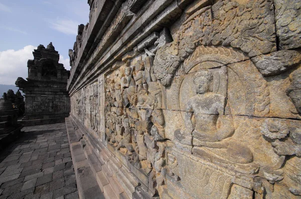 Ступи Buddhist у Temple Боробудур — стокове фото