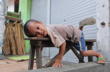 Malang şehirde çocuk