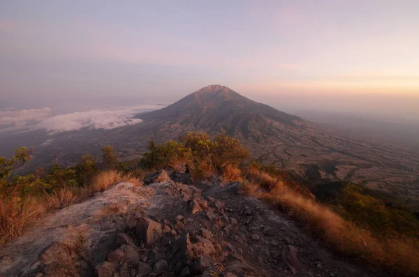 Пейзаж в Gunung Merapi — стокове фото