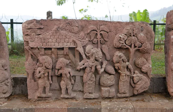 チャンディ スクー ヒンドゥー教寺院を彫刻します。 — ストック写真