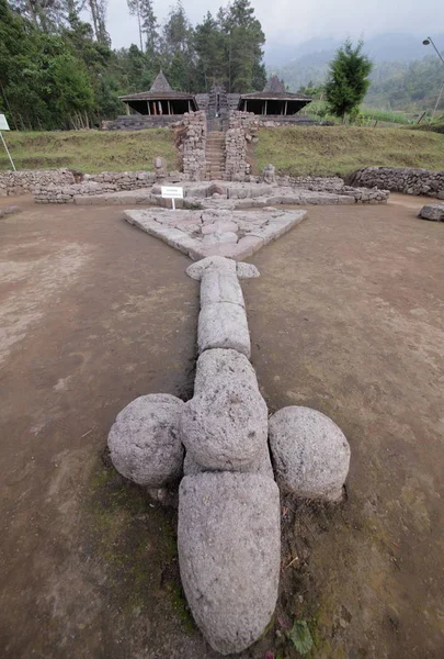 Candi Cetho ősi Hindu templom — Stock Fotó